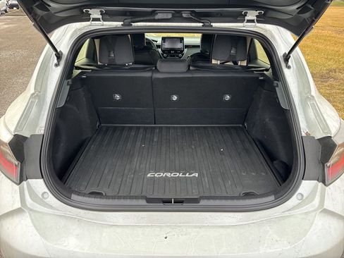 Used 2022 Toyota Corolla SE image 9