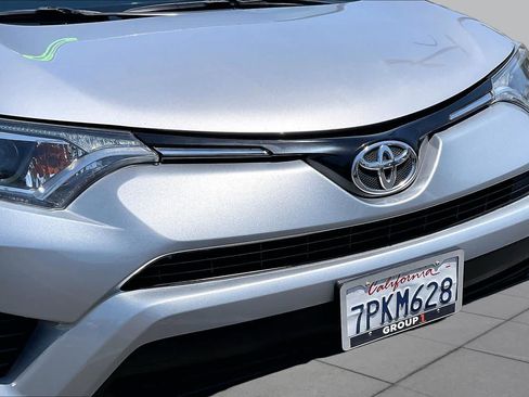 Used 2016 Toyota RAV4 LE FWD image 28