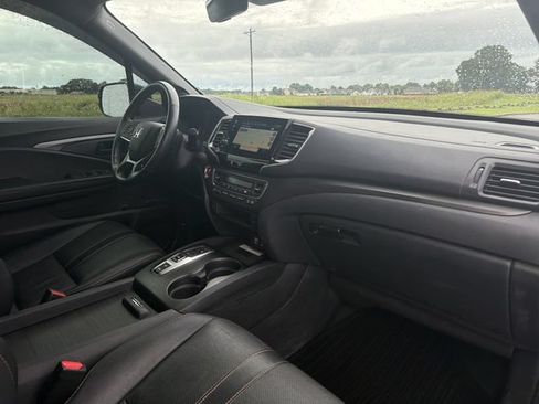 Used 2022 Honda Pilot TrailSport image 16