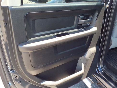 Used 2015 RAM 1500 Express AWD/4WD image 7