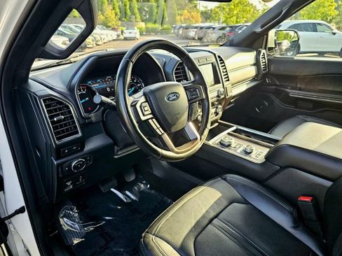 Used 2021 Ford Expedition Limited AWD/4WD image 14