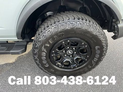 Used 2022 Ford Bronco Wildtrak AWD/4WD image 36