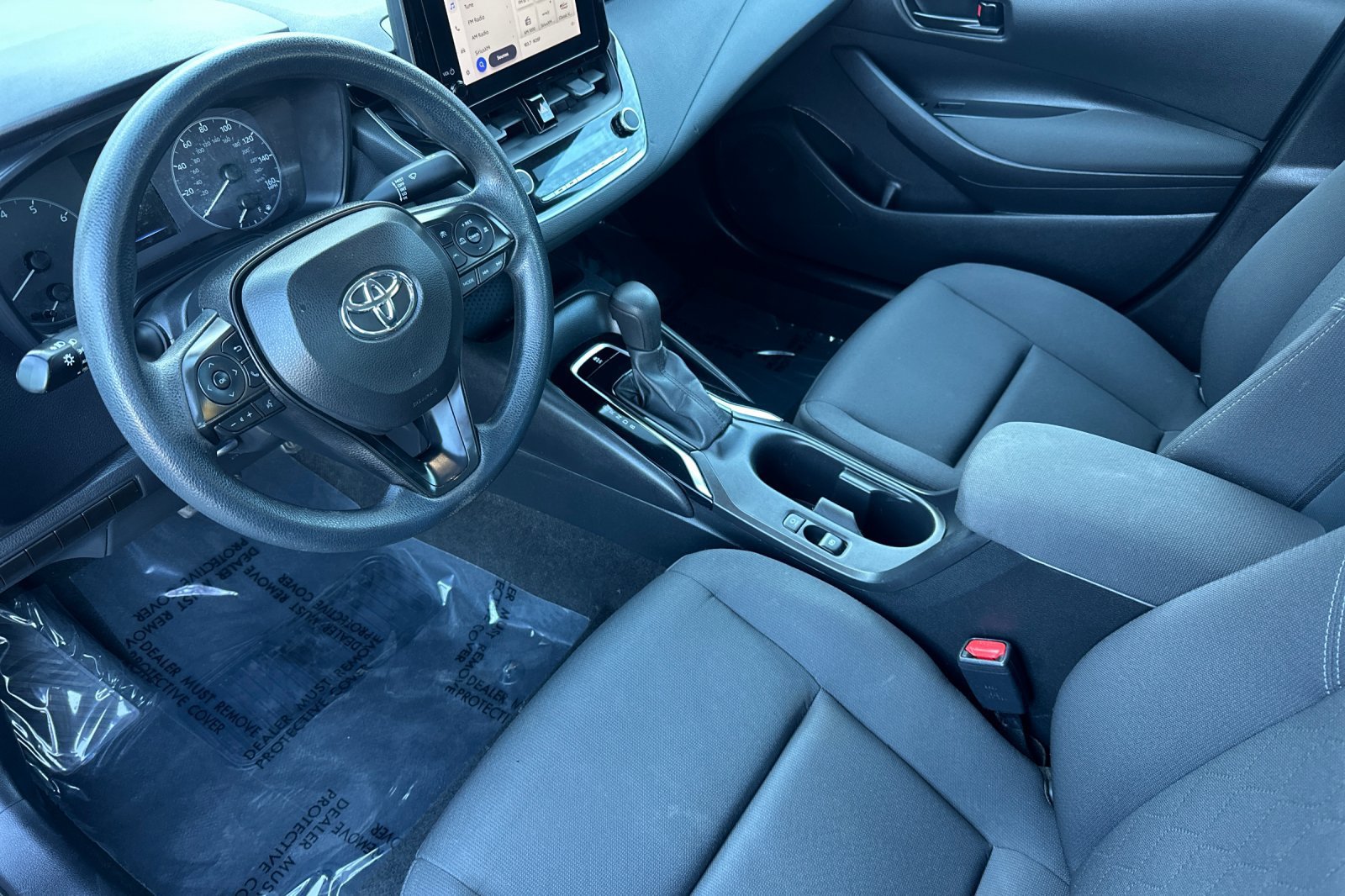 Used 2024 Toyota Corolla LE FWD image 10