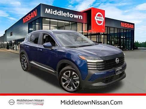 Certified 2025 Nissan Kicks SV w/ SV Premium Package AWD/4WD image 1