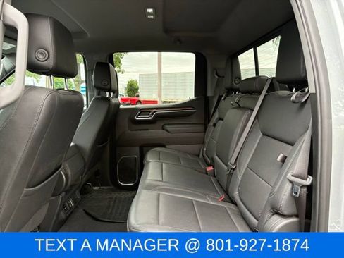 Used 2023 Chevrolet Silverado 1500 LT w/ Leather Package AWD/4WD image 12