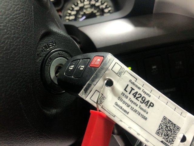 Used 2018 Toyota Tundra SR5 AWD/4WD image 31
