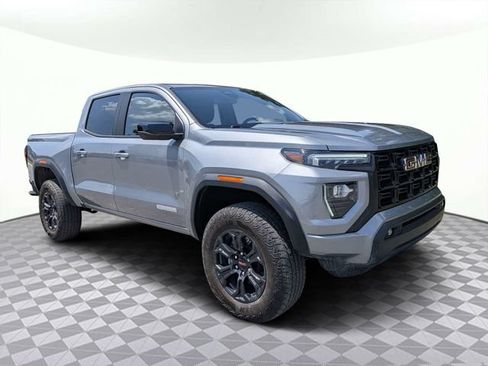Used 2025 GMC Canyon Elevation w/ Convenience Package AWD/4WD image 2