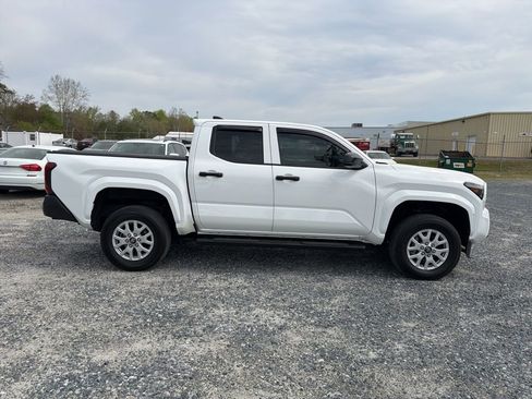 Used 2025 Toyota Tacoma SR w/ SR Upgrade Package image 6