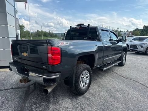Used 2017 Chevrolet Silverado 3500 LTZ w/ Duramax Plus Package AWD/4WD image 7