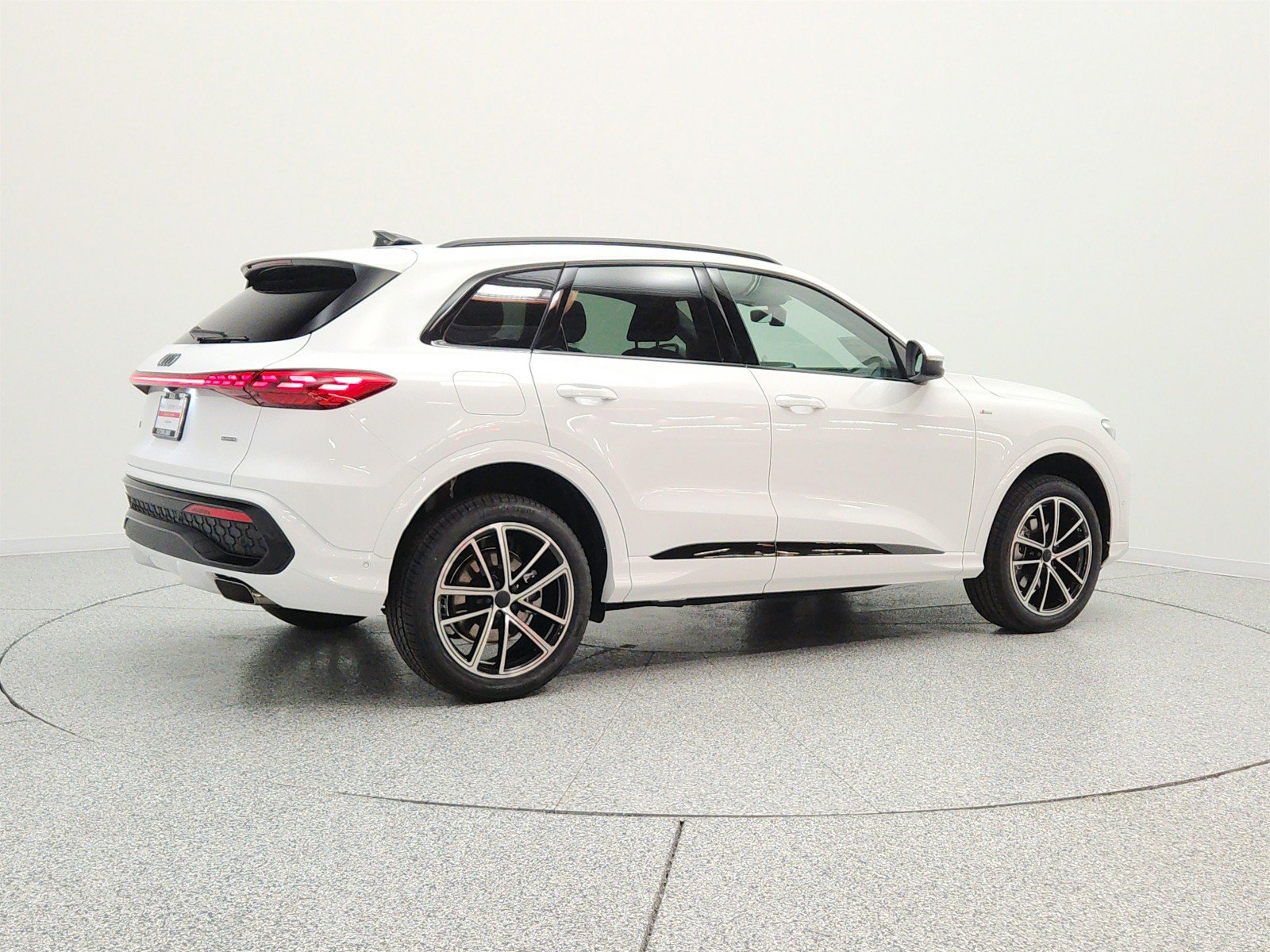 New 2026 Audi Q5 Premium Plus AWD/4WD image 5