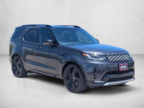 Used 2024 Land Rover Discovery Metropolitan Edition AWD/4WD image 3