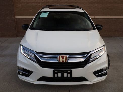 Used 2018 Honda Odyssey Elite image 6