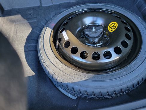 Certified 2023 Chevrolet TrailBlazer LT w/ Convenience Package image 37