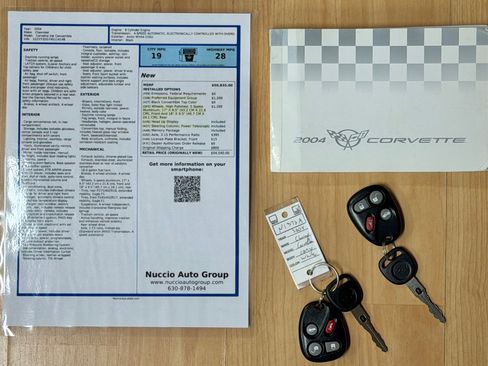 Used 2004 Chevrolet Corvette Convertible w/ Preferred Equipment Group RWD image 25