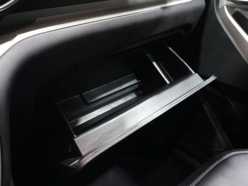 Used 2023 Ford Explorer XLT w/ Equipment Group 202A image 37