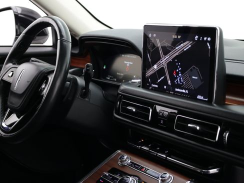Used 2022 Lincoln Aviator Grand Touring w/ Equipment Group 301A AWD/4WD image 48