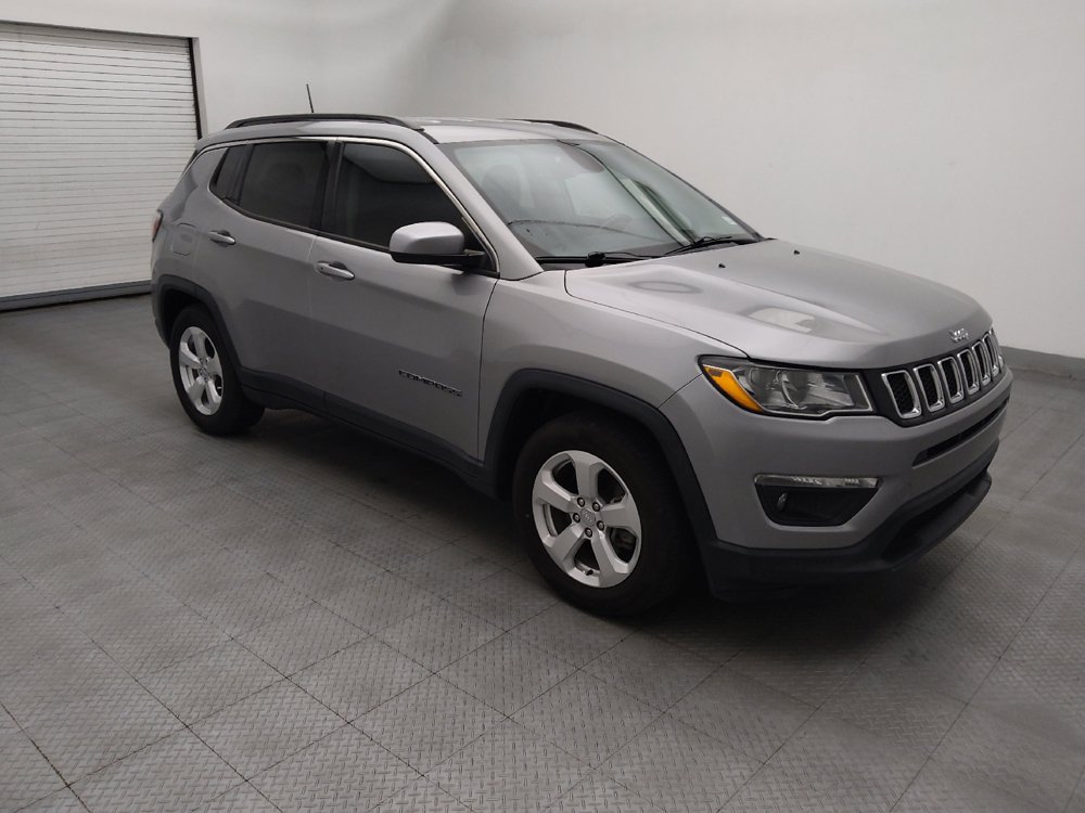 Used 2019 Jeep Compass Latitude w/ Popular Equipment Group FWD image 11
