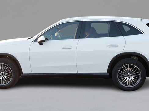 Used 2026 Mercedes-Benz GLC 300 4MATIC image 6