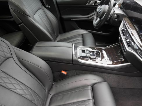 Used 2024 BMW X5 xDrive40i w/ Executive Package AWD/4WD image 12