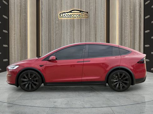 Used 2022 Tesla Model X Plaid AWD/4WD image 10