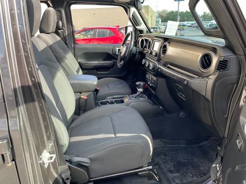 Used 2020 Jeep Wrangler Unlimited Sport S image 39