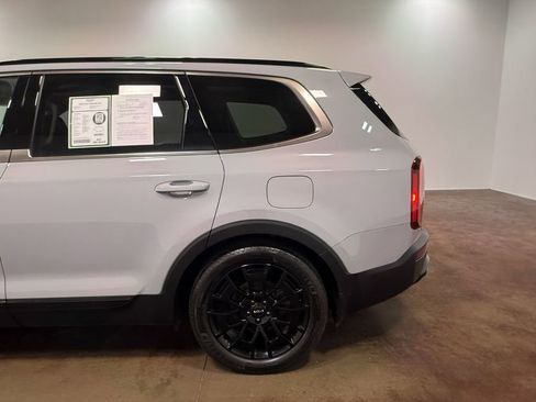 Used 2022 Kia Telluride SX image 36