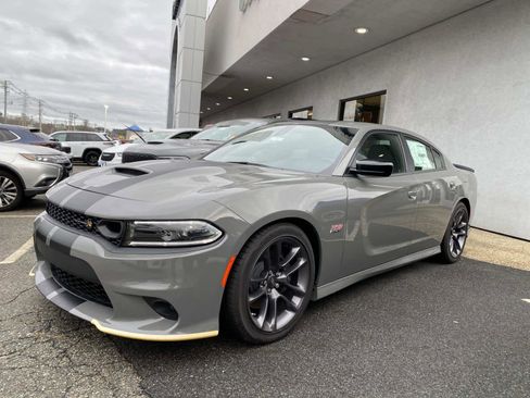 Used 2023 Dodge Charger Scat Pack w/ Plus Group image 4