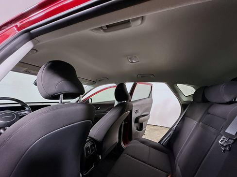 Used 2024 Hyundai Kona SEL AWD/4WD image 12