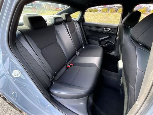 Used 2023 Honda Civic Sport image 19