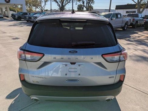 Used 2022 Ford Escape Titanium w/ Titanium Elite Package image 5