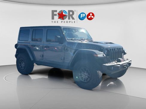Used 2022 Jeep Wrangler Unlimited Rubicon w/ Xtreme Recon 35" Tire Package image 7