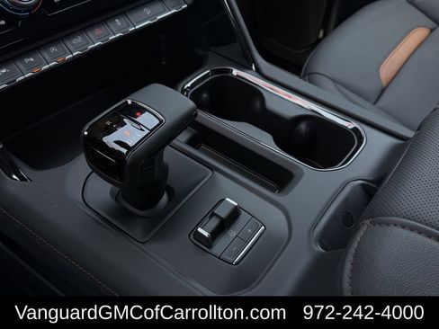 New 2026 GMC Sierra 1500 AT4 w/ AT4 Premium Package AWD/4WD image 15