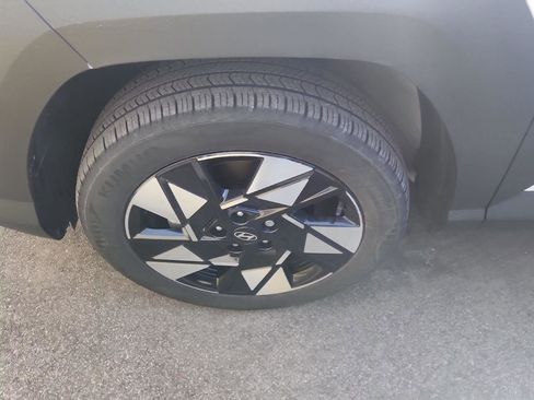 Used 2025 Hyundai Kona SEL image 7