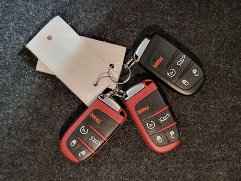 Used 2022 Dodge Challenger SRT Hellcat image 29