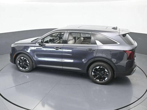 Used 2025 Kia Sorento S w/ Panoramic Sunroof Package FWD image 50