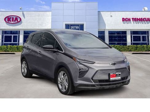 Used 2023 Chevrolet Bolt LT image 3