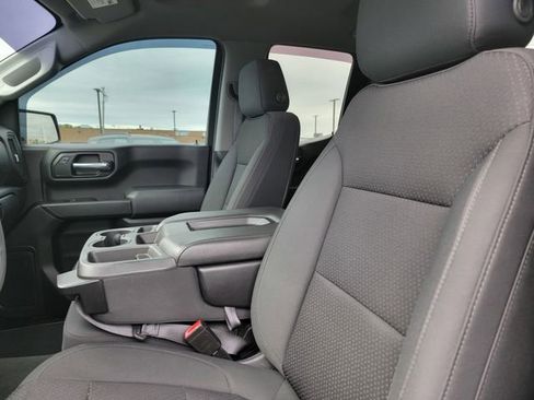Used 2020 Chevrolet Silverado 1500 Custom w/ Custom Value Package AWD/4WD image 14