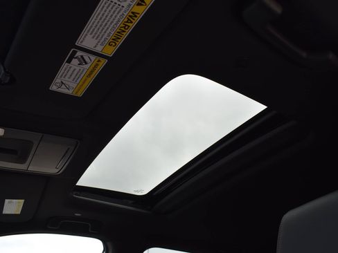 Used 2025 Honda CR-V Sport Touring image 29