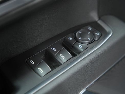 Used 2025 GMC Sierra 1500 SLT image 23