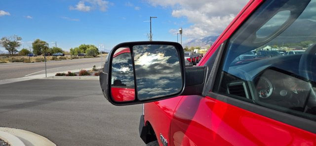 Used 2014 RAM 1500 Express AWD/4WD image 9
