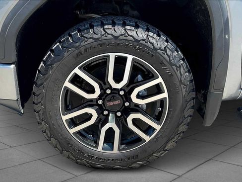 Used 2019 GMC Sierra 1500 AT4 w/ AT4 Premium Package AWD/4WD image 10