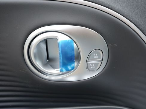 New 2026 Hyundai Ioniq 9 Limited w/ Tow & Go Package image 9