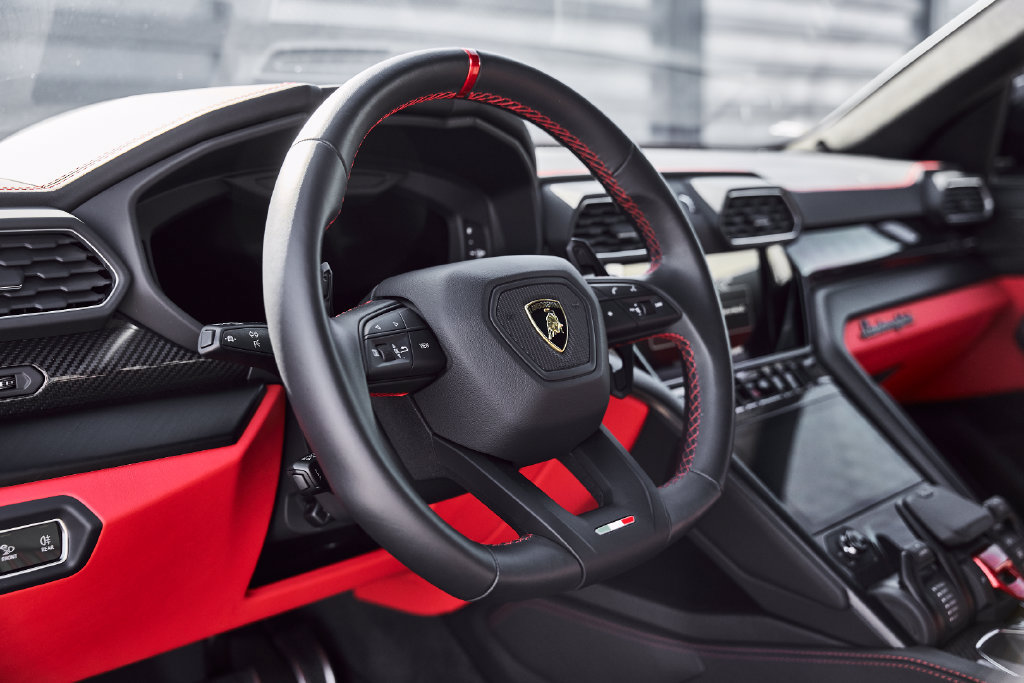 Used 2024 Lamborghini Urus S AWD/4WD image 41