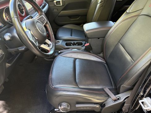 Used 2022 Jeep Gladiator Rubicon w/ LED Lighting Group image 9