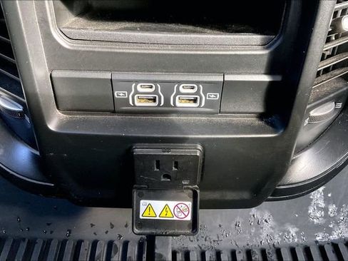 Used 2023 RAM 1500 Laramie image 26