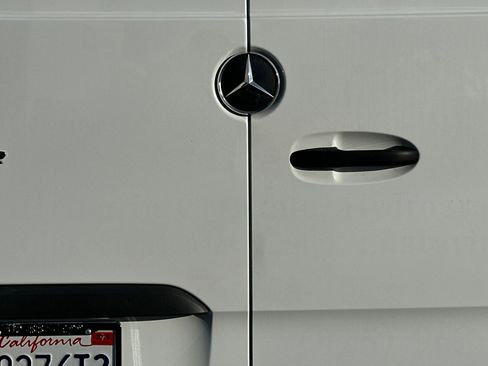 Used 2019 Mercedes-Benz Sprinter 144 Cargo image 45