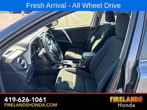 Used 2018 Toyota RAV4 LE w/ All Weather Liner Package AWD/4WD image 15