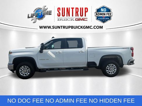 Used 2025 Chevrolet Silverado 3500 LT w/ Safety Package AWD/4WD image 2