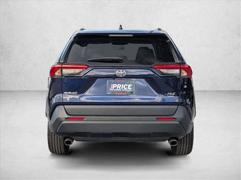 Used 2023 Toyota RAV4 XLE image 7