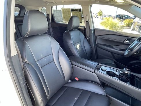 Used 2023 Nissan Rogue SL image 31